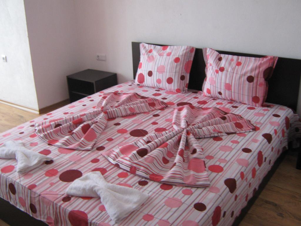 Guest House Mihalevi Sozopol Bilik gambar